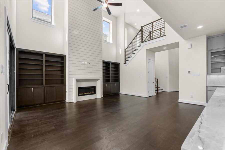 Image 43 of a home in .