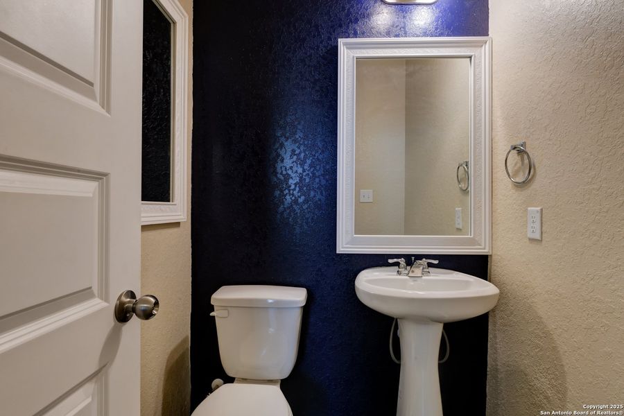 Furnished interior view inside a new home in Somerset Trails, San Antonio (Image 11).