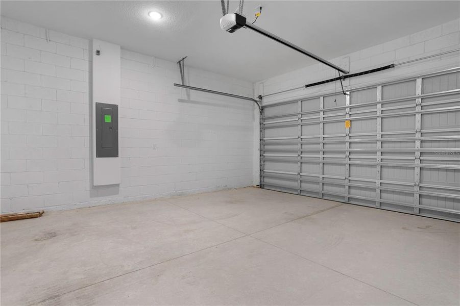 Image 38 of a home in .