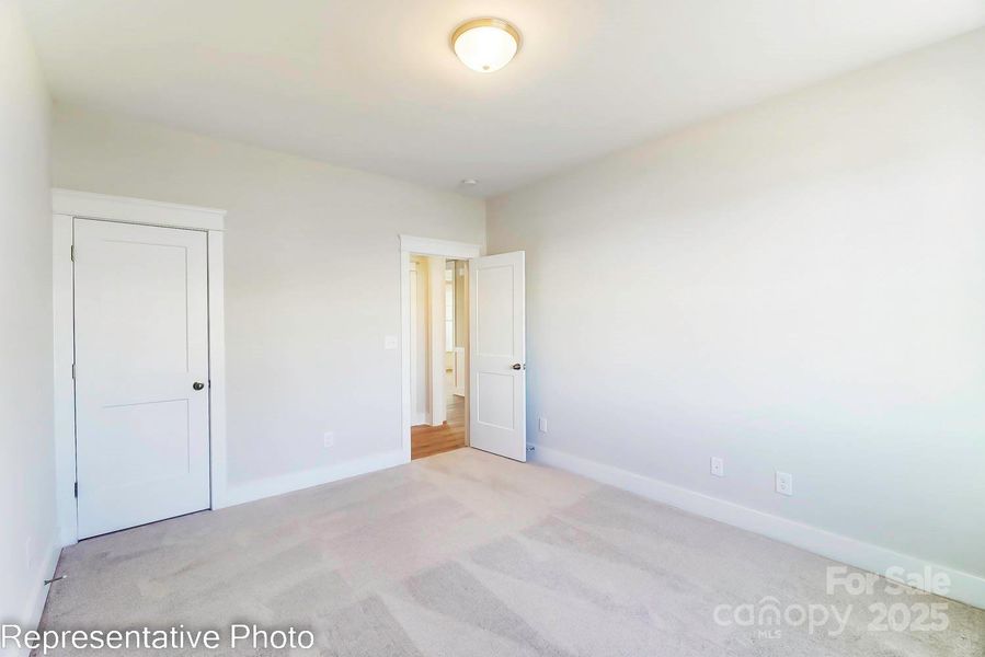 Spacious, unfurnished interior of a new home in Harmony, Harrisburg (Image 25).