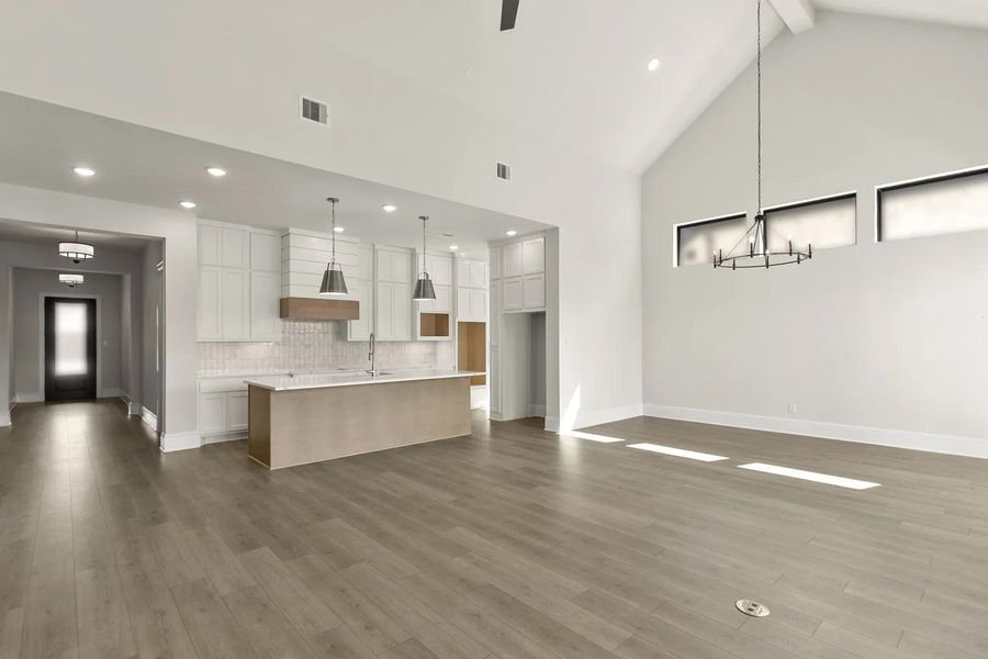 Brynlee II G Family room