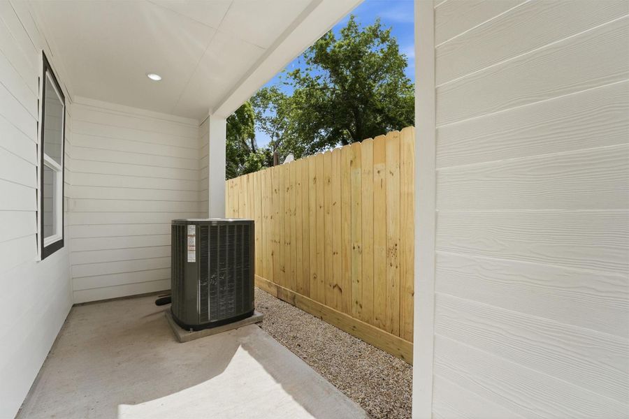 Exterior details and patio area of a home in , Houston (Image 14).