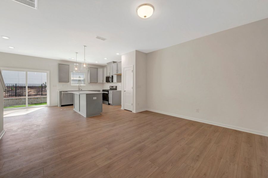 Spacious, unfurnished interior of a new home in Townes on Leesville, Durham (Image 22). Spacious, unfurnished interior of a new home in Townes on Leesville, Durham (Image 22).