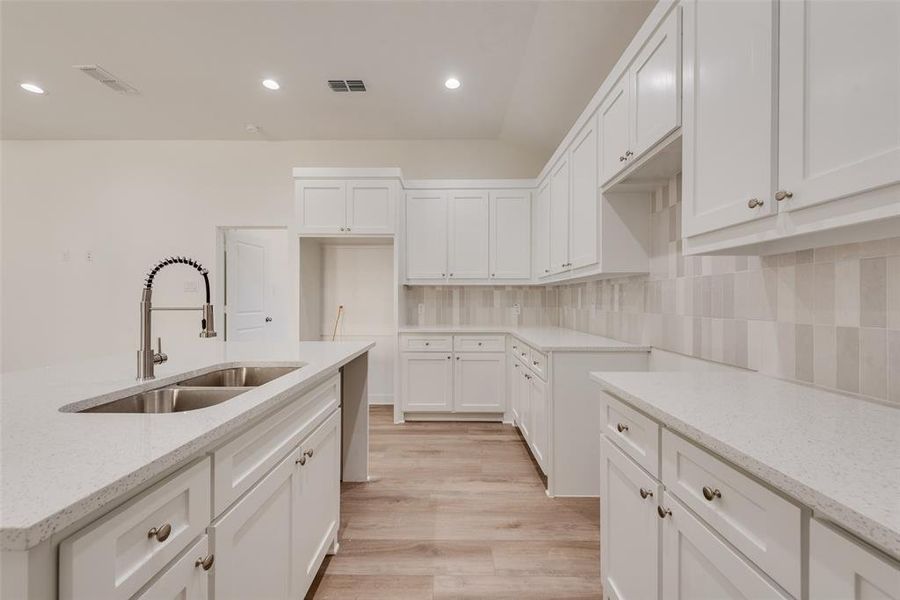 Furnished interior view inside a new home in , Dallas (Image 6).