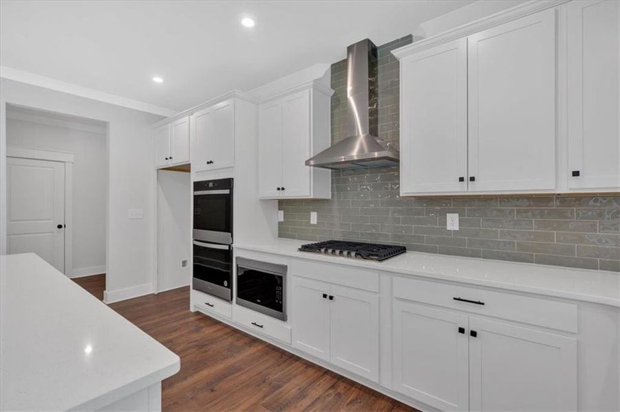 Furnished interior view inside a new home in Springside Reserve, Powder Springs (Image 5). Furnished interior view inside a new home in Springside Reserve, Powder Springs (Image 5).
