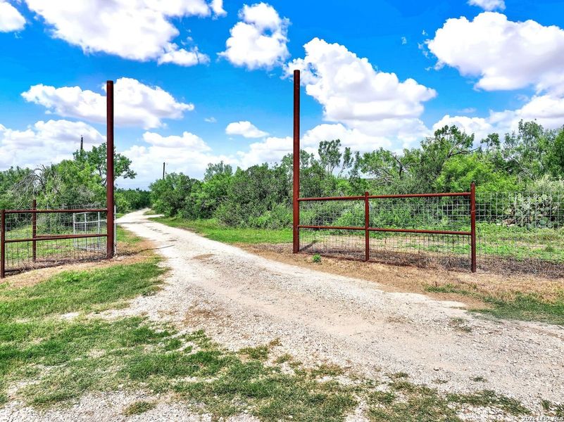 Community amenities in , Castroville (Image 34). Community amenities in , Castroville (Image 34).