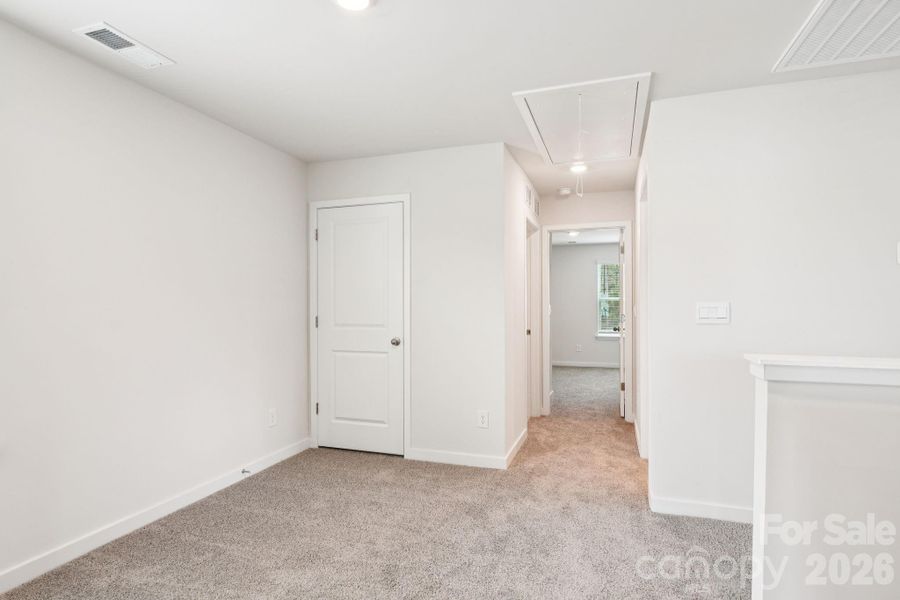 Spacious, unfurnished interior of a new home in Woodhaven at Chester, Chester (Image 19).