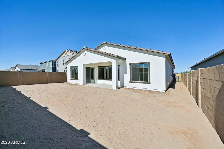 42-web-or-mls-E Saddle Way-S0902-042