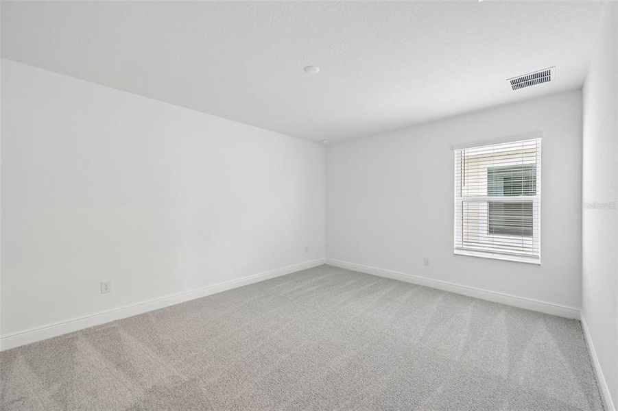Spacious, unfurnished interior of a new home in SeaFlower, Bradenton (Image 16).