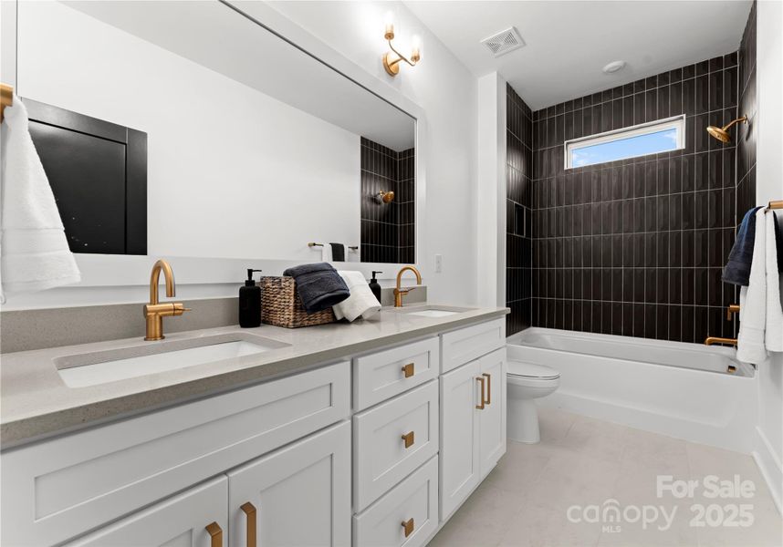 Furnished interior view inside a new home in , Wesley Chapel (Image 7).