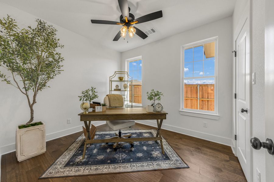 Representative furnished interior of a home built from the The Grayson by Reece Homes in Harvest Meadows, Bryan (Image 25). Representative furnished interior of a home built from the The Grayson by Reece Homes in Harvest Meadows, Bryan (Image 25).