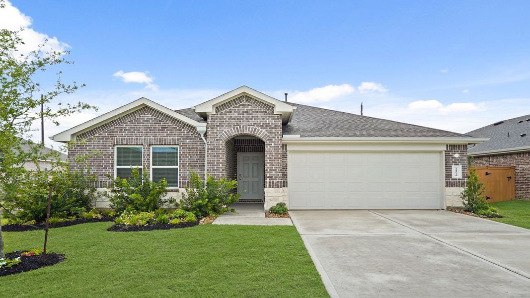 Representative exterior photo of a completed home built from the Glendale by D.R. Horton in Cypress Green, Hockley, TX (Image 1). Representative exterior photo of a completed home built from the Glendale by D.R. Horton in Cypress Green, Hockley, TX (Image 1).