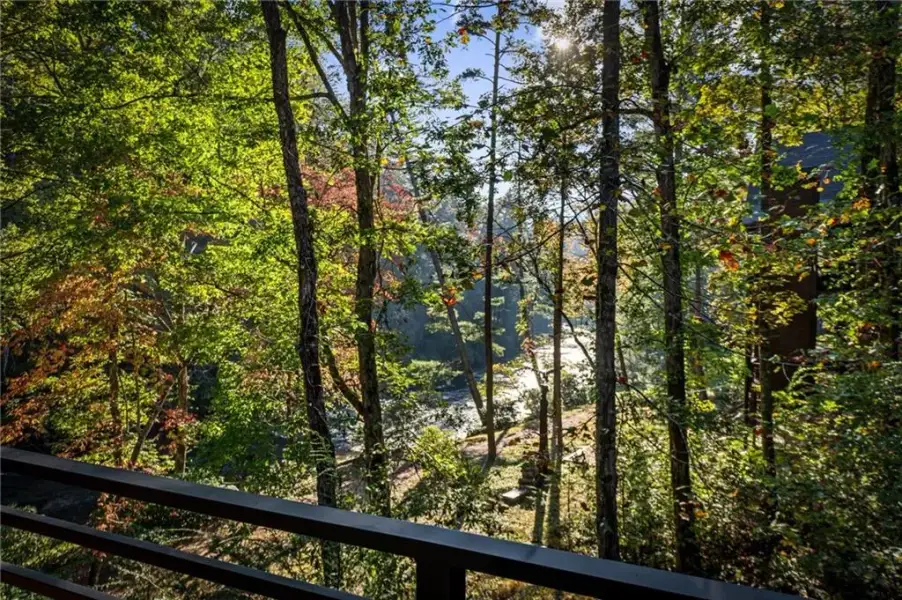Natural landscape and outdoor views near in Ellijay (Image 6). Natural landscape and outdoor views near in Ellijay (Image 6).