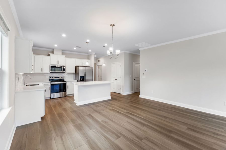 Spacious, unfurnished interior of a new home in Solserra, Shallotte (Image 12).
