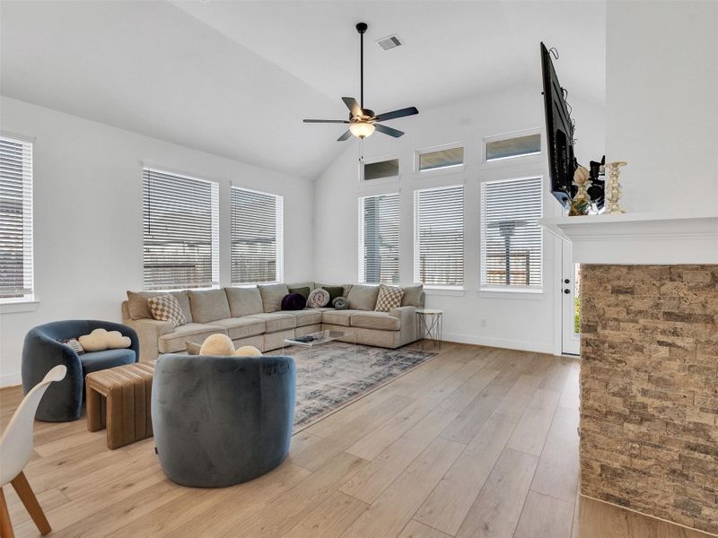 Furnished interior view inside a new home in Cherrywood Estates, Tomball (Image 24).