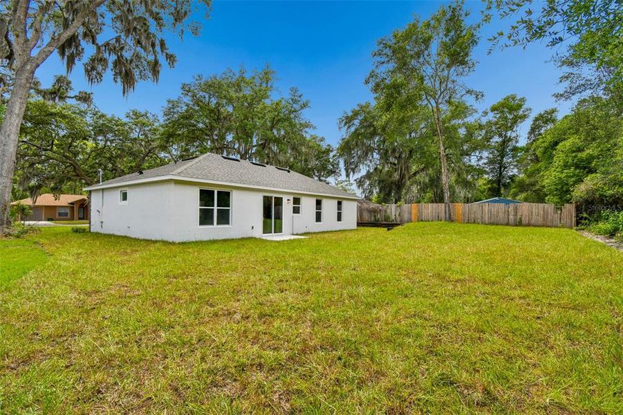 Exterior details and patio area of a home in , Deland (Image 29).