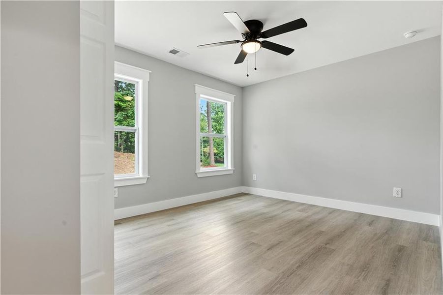 Spacious, unfurnished interior of a new home in , Dallas (Image 22).