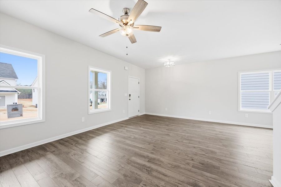 Spacious, unfurnished interior of a new home in Creekside Manor, Thomaston (Image 10).