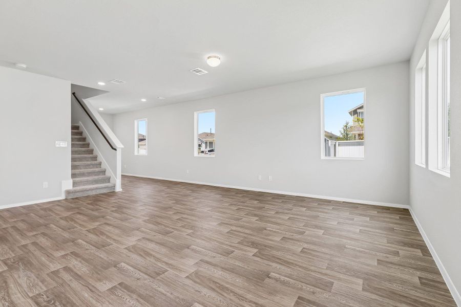 Spacious, unfurnished interior of a new home in Harvest Ridge, Elgin (Image 19). Spacious, unfurnished interior of a new home in Harvest Ridge, Elgin (Image 19).
