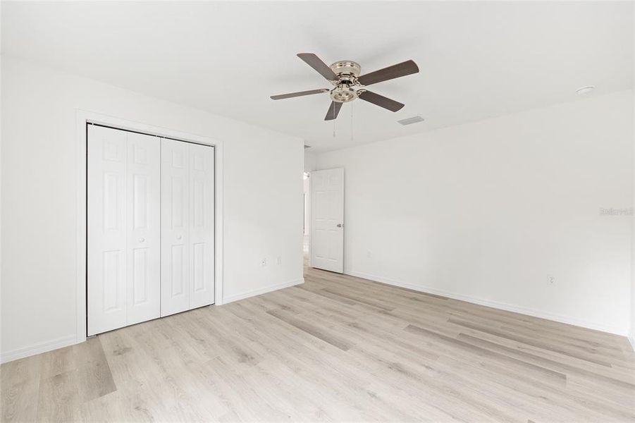 Spacious, unfurnished interior of a new home in , Ocala (Image 85).