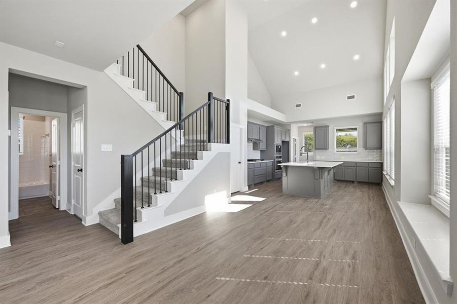 Spacious, unfurnished interior of a new home in Bel Air Village: 40ft. lots, Sherman (Image 23).