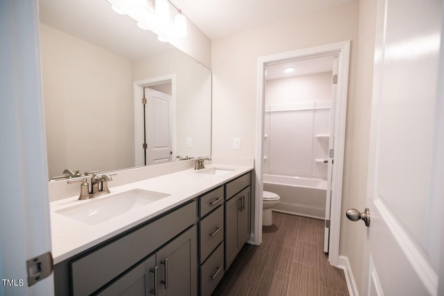 Furnished interior view inside a new home in Tobacco Road, Angier (Image 118). Furnished interior view inside a new home in Tobacco Road, Angier (Image 118).