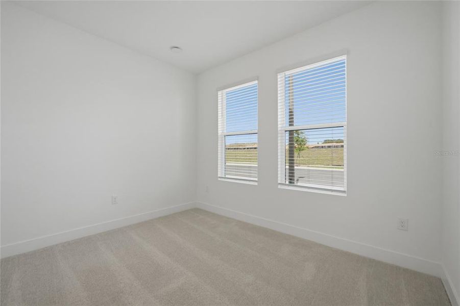 Spacious, unfurnished interior of a new home in , Winter Garden (Image 21).