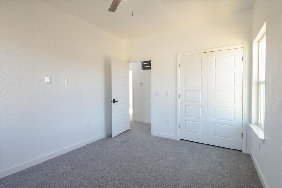 Spacious, unfurnished interior of a new home in , Conroe (Image 19).