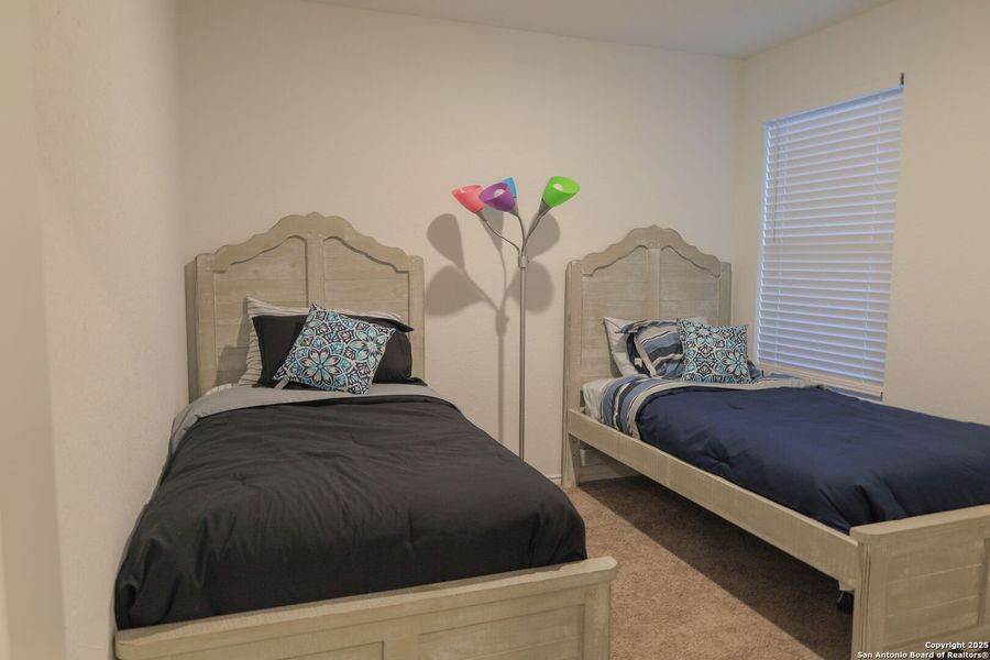 Furnished interior view inside a new home in Mission del Lago, San Antonio (Image 7). Furnished interior view inside a new home in Mission del Lago, San Antonio (Image 7).