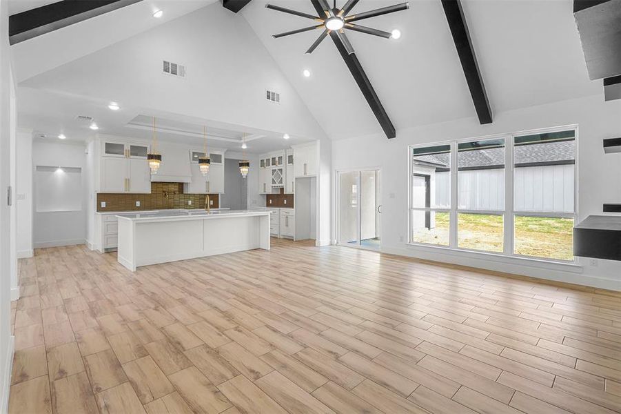 Spacious, unfurnished interior of a new home in , Mabank (Image 26).