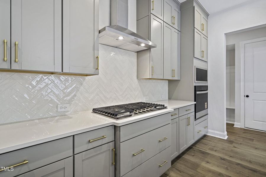 STY5-0215-00_Alton_A_Kitchen-2