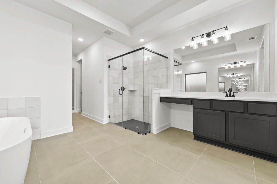 Furnished interior view inside a new home in , Katy (Image 7).