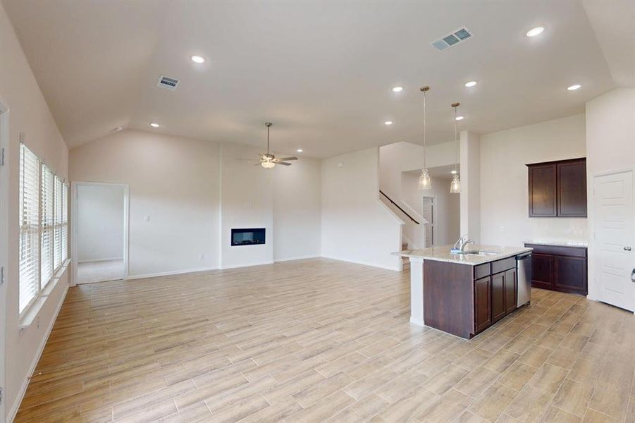 Image 36 of a home in Elevon. Image 36 of a home in Elevon.