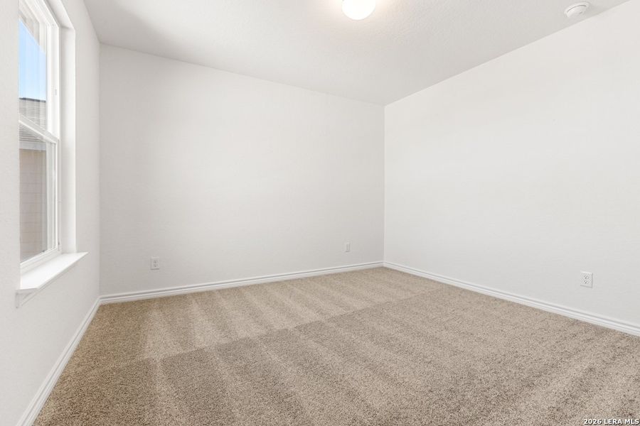 Spacious, unfurnished interior of a new home in Knox Ridge, Converse (Image 18).