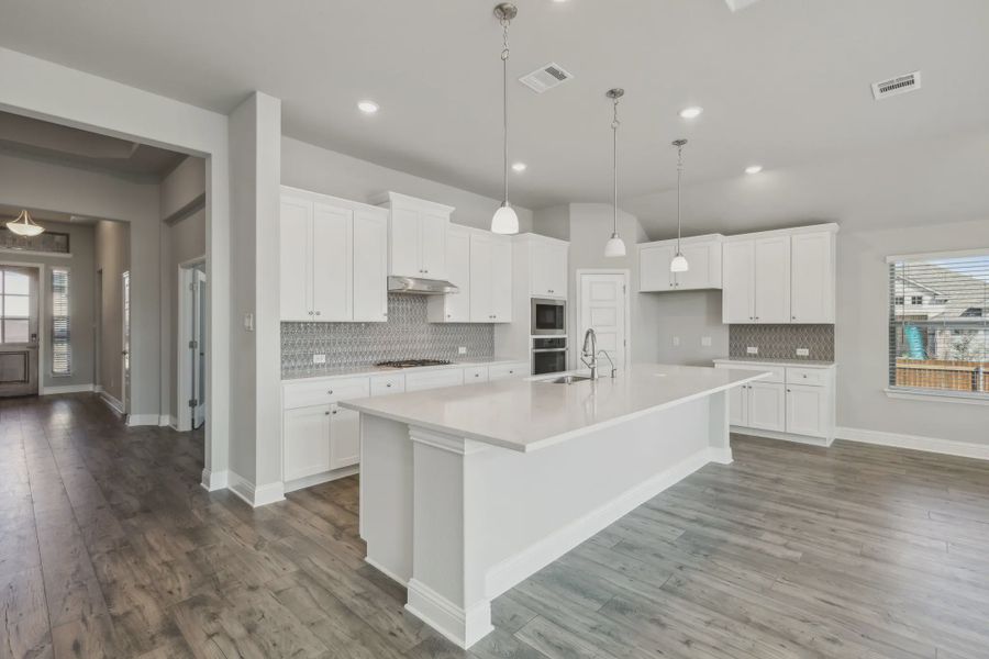 Furnished interior view inside a new home in Oaks of North Grove, Waxahachie (Image 4).