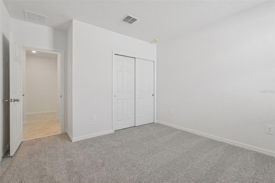 Spacious, unfurnished interior of a new home in Deer Run at Crosswinds, Davenport (Image 21).