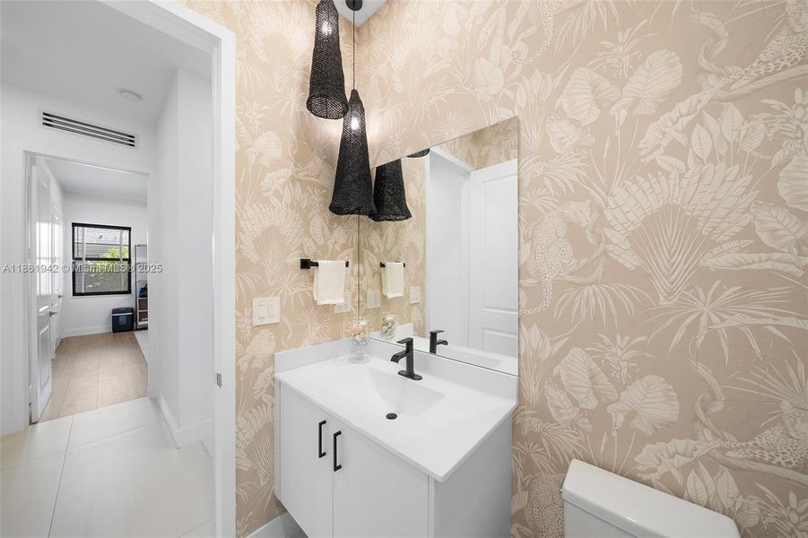 Furnished interior view inside a new home in , Miami (Image 5). Furnished interior view inside a new home in , Miami (Image 5).