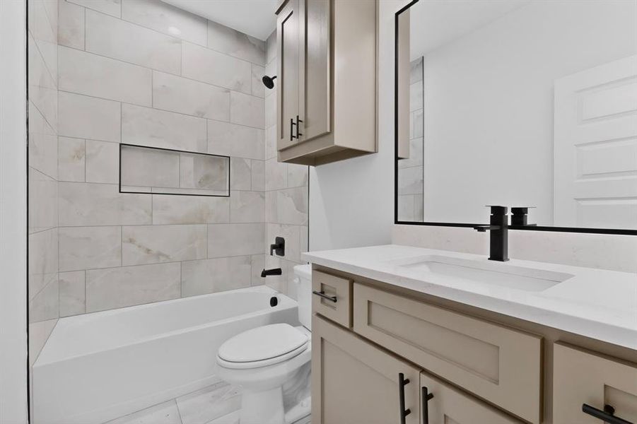 Furnished interior view inside a new home in , Dallas (Image 9).