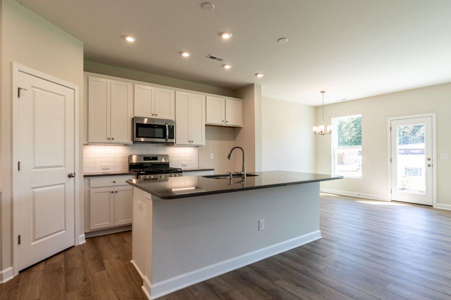 The Everlee  - Kitchen