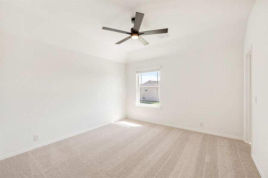 Spacious, unfurnished interior of a new home in Timberbrook 3B-4A, Justin (Image 32).