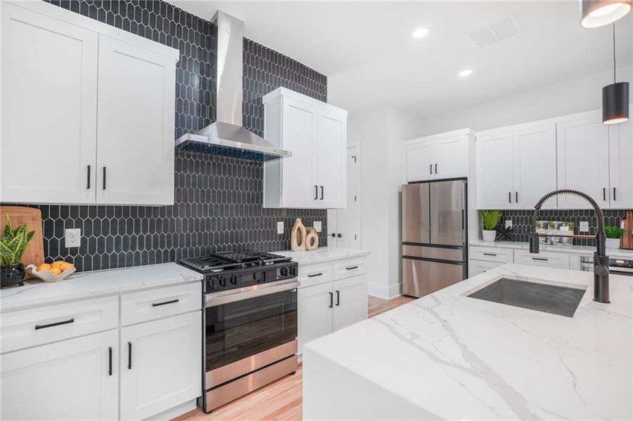 Furnished interior view inside a new home in , Atlanta (Image 33).