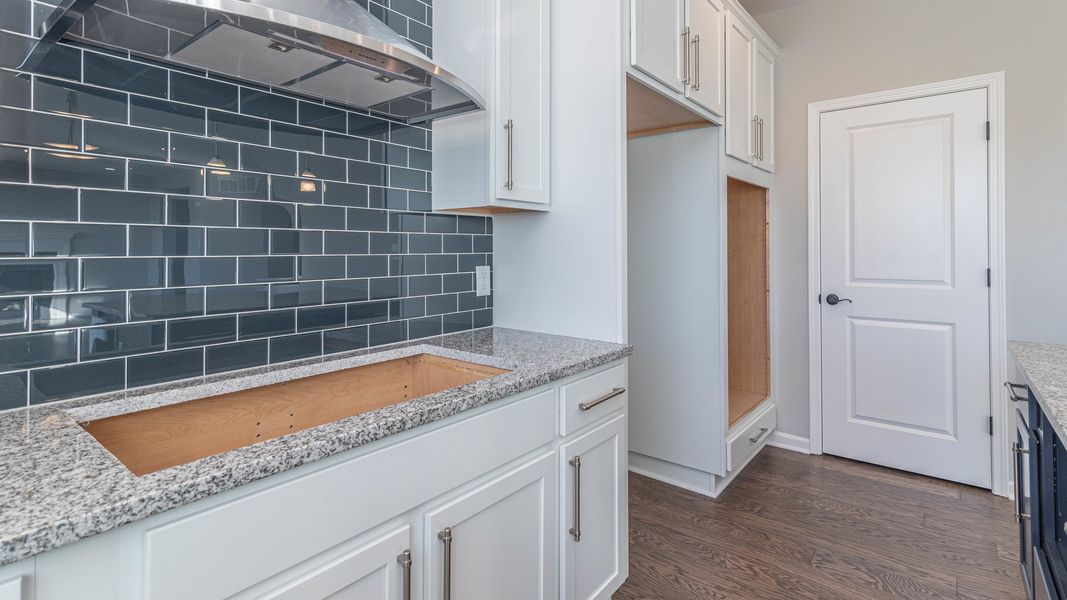 Representative furnished interior of a home built from the The Winslow by Norfolk Homes in Valleys, Jackson (Image 16).