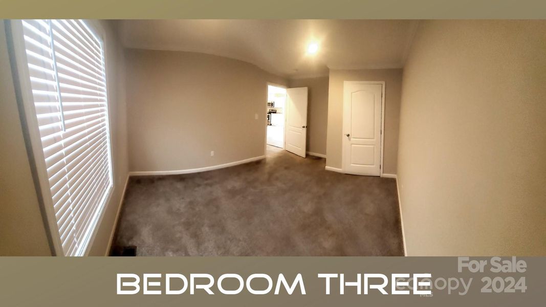 Image 11 of a home in . Image 11 of a home in .