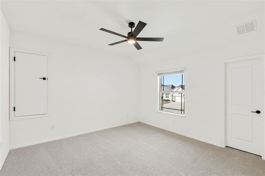 Spacious, unfurnished interior of a new home in West Crossing, Anna (Image 25). Spacious, unfurnished interior of a new home in West Crossing, Anna (Image 25).