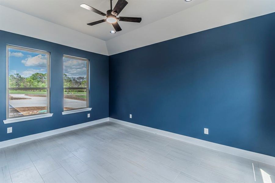 Spacious, unfurnished interior of a new home in , Van Alstyne (Image 31).