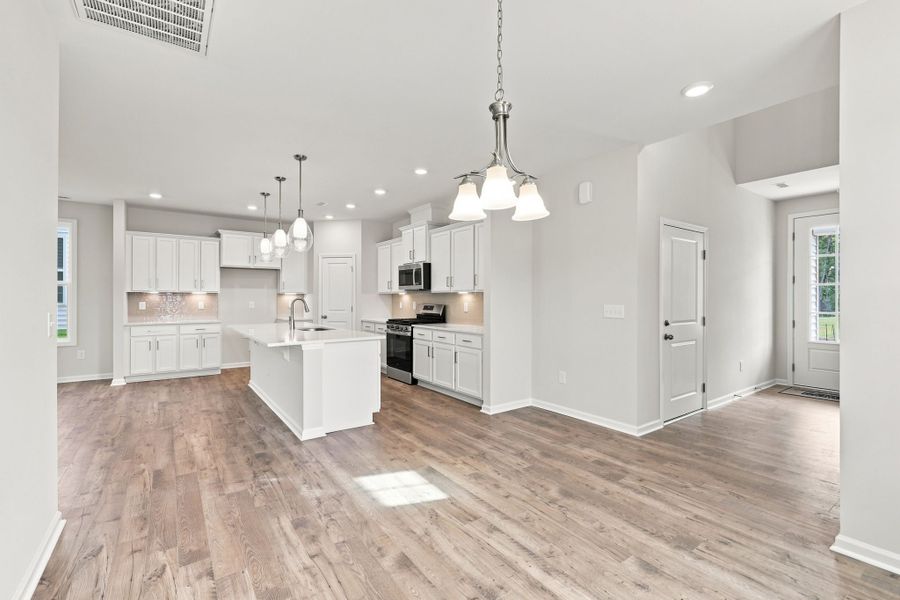 Spacious, unfurnished interior of a new home in Highgate, Clayton (Image 27).