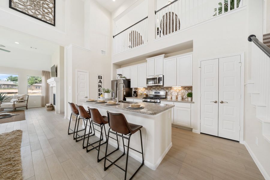 Kitchen with center island