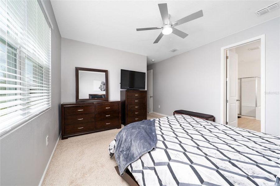 Furnished interior view inside a new home in Seasons at Big Sky, Kissimmee (Image 17).