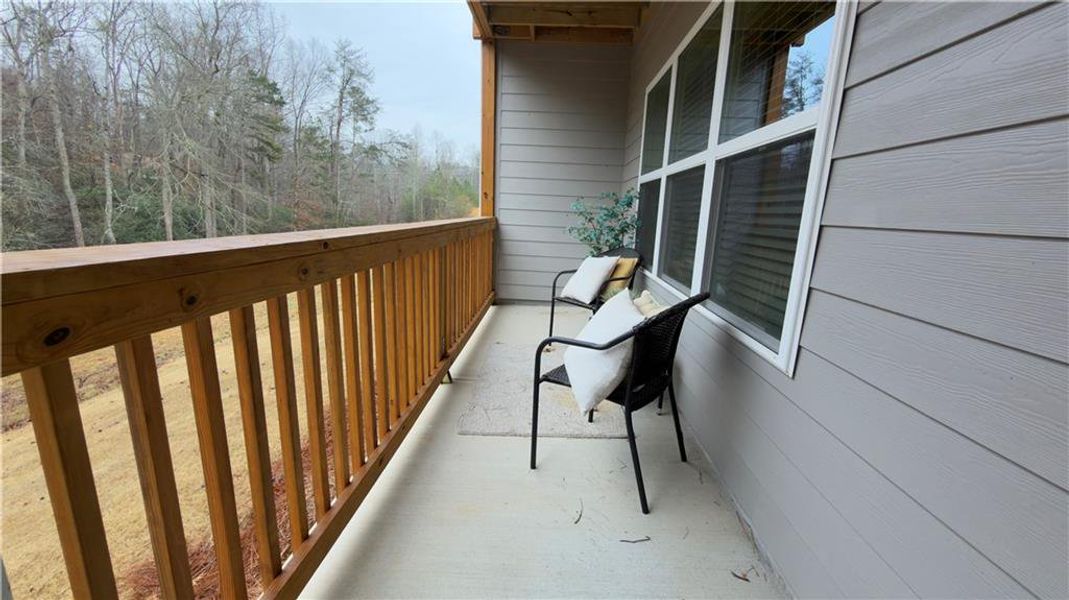 Exterior details and patio area of a home in Habersham Meadows, Demorest (Image 3).