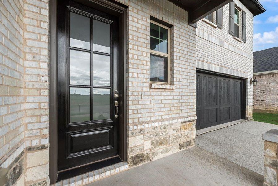 Exterior details and patio area of a home in Sutton Fields, Celina (Image 4).